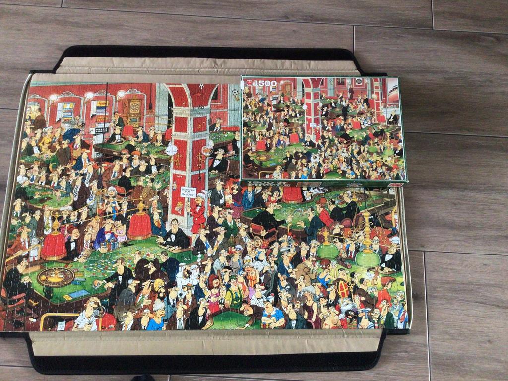 J v Haasteren Crazy Casino 1500 stukjes, Ophalen of Verzenden, 500 t/m 1500 stukjes, Zo goed als nieuw, Legpuzzel