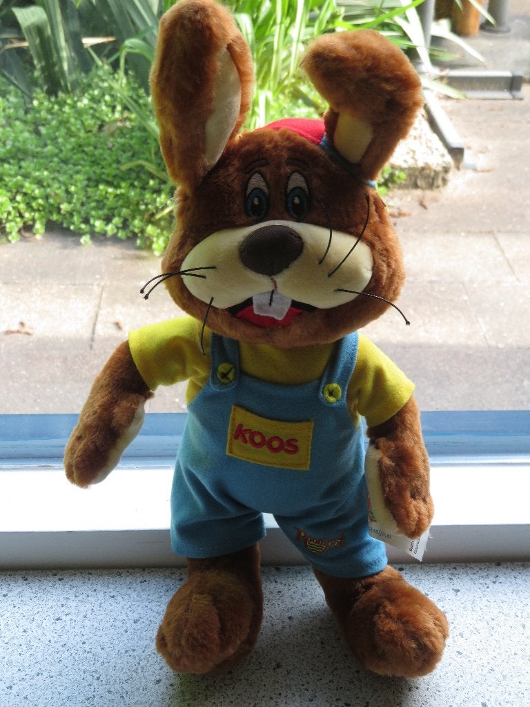 Koos Konijn Mascotte van Roompot oude serie, Konijn, Ophalen of Verzenden, Zo goed als nieuw, Middelgroot (20 tot 80 cm)