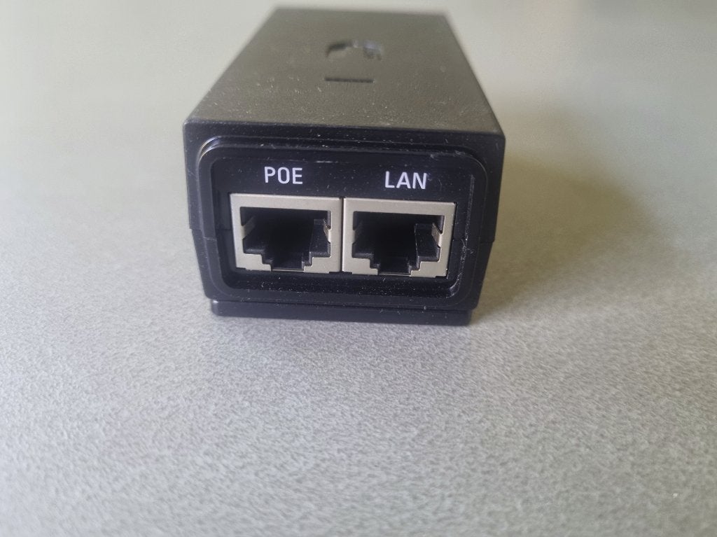 Ubiquiti Gigabit PoE Injector 24V 0,5A 12W Passief, Ophalen of Verzenden, Zo goed als nieuw