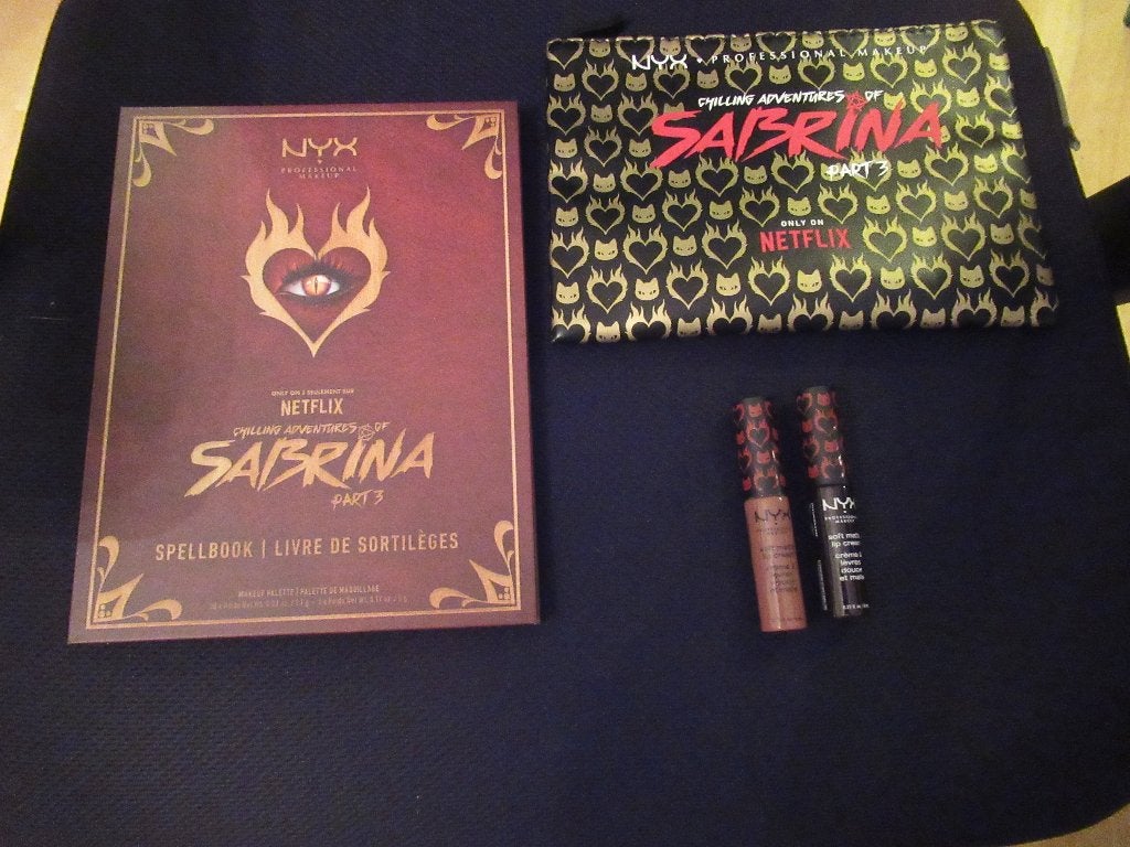 NYX x CHILLING ADVENTURES of SABRINA SPELLBOOK, limited edit, Overige kleuren, Gehele gezicht, Nieuw, Ophalen of Verzenden