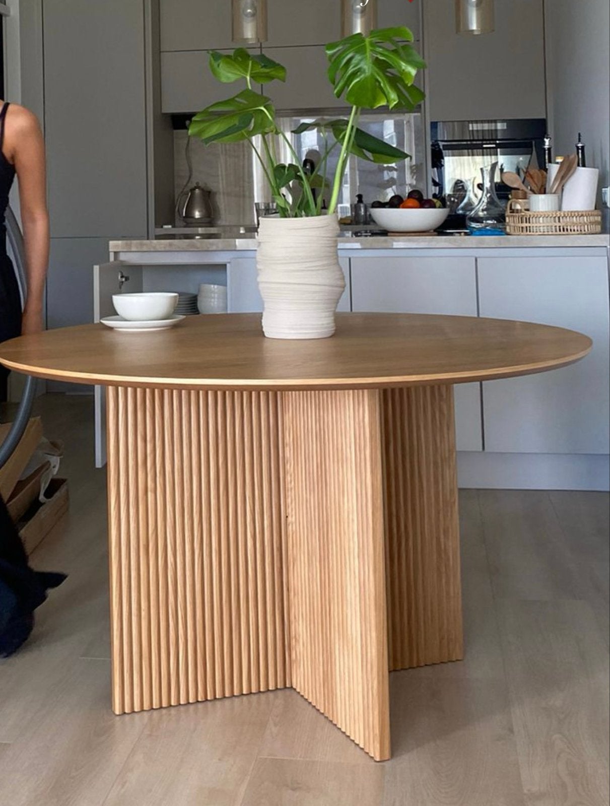 Eikenhouten eettafel van JYSK - Lichte gebruikssporen, Ophalen, Gebruikt, Rond, Eikenhout