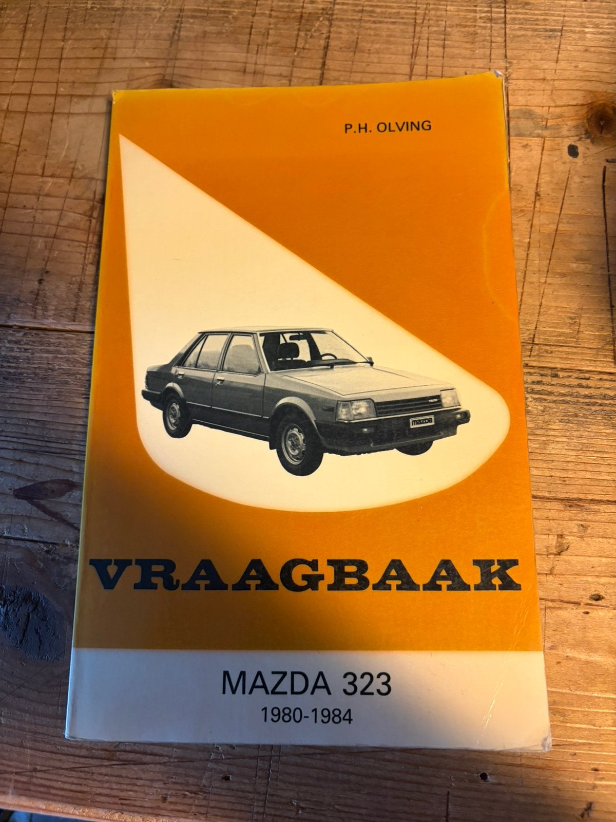 VRAAGBAAK MAZDA 323 1980-1984, Ophalen