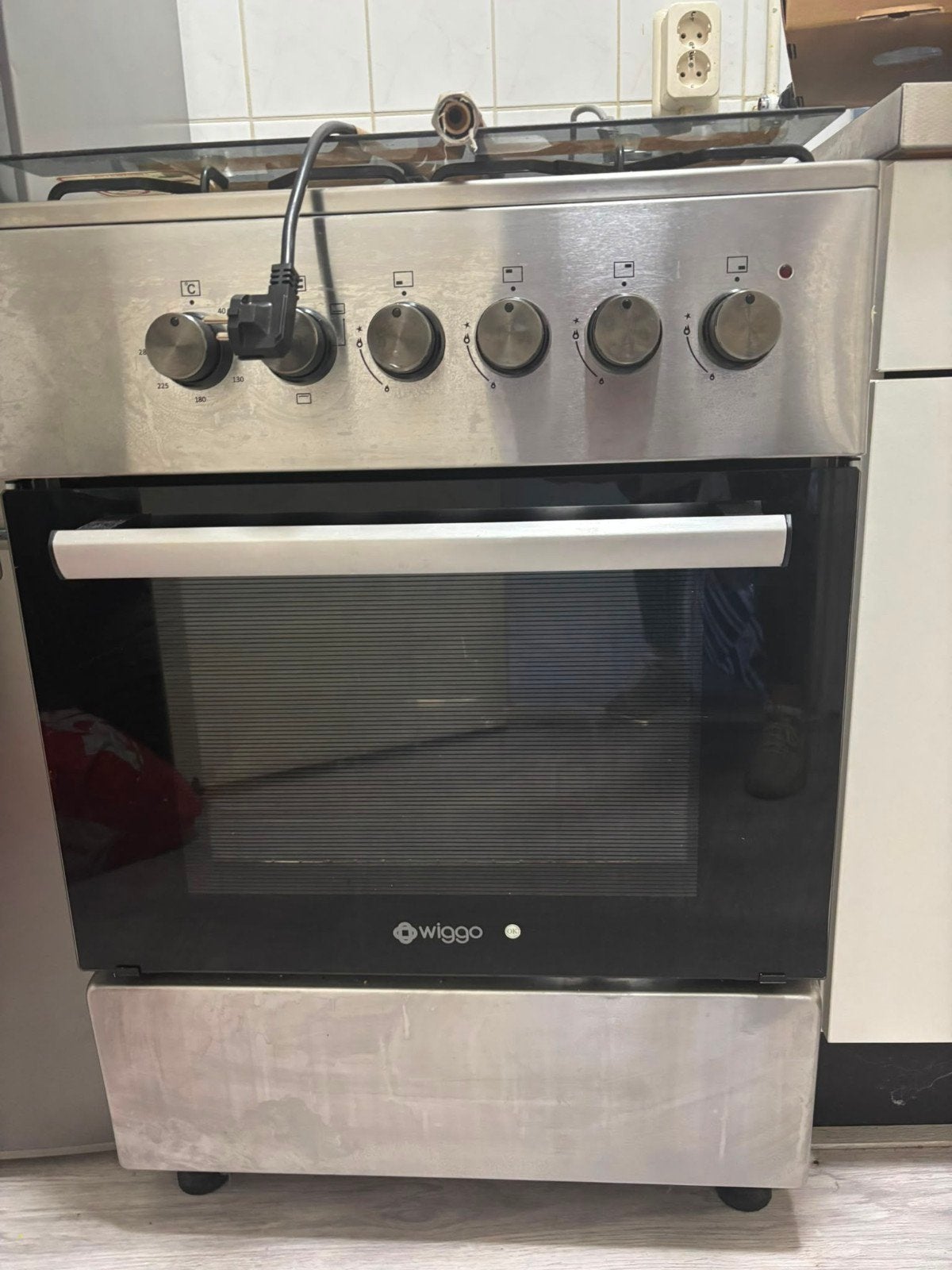 Wiggo Vrijstaand Gasfornuis met Oven - Zo goed als nieuw, Witgoed en Apparatuur, Ophalen, 60 cm of meer, 4 kookzones, Zo goed als nieuw