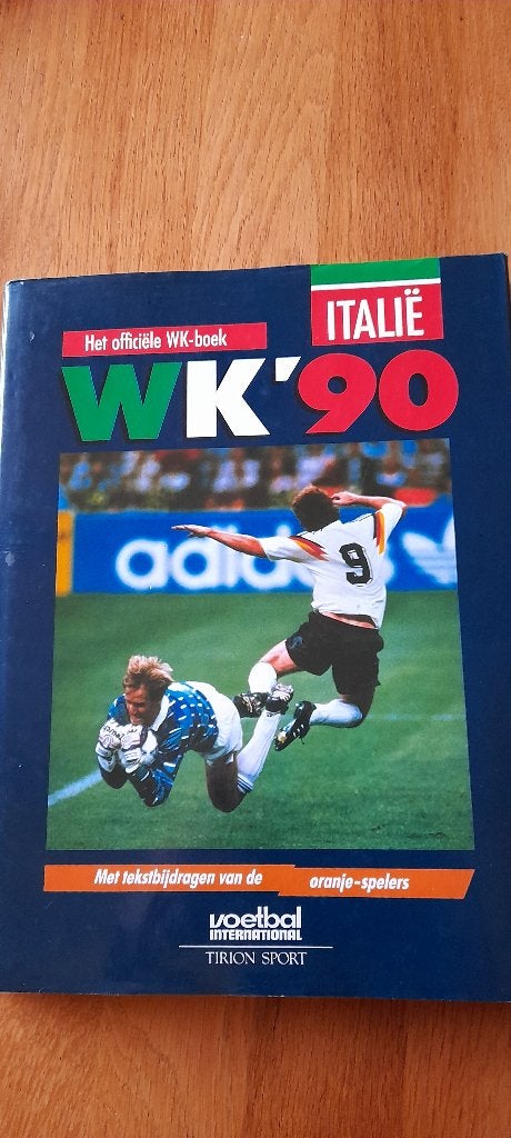 Voetbalboeken, Ophalen of Verzenden, Zo goed als nieuw, Balsport