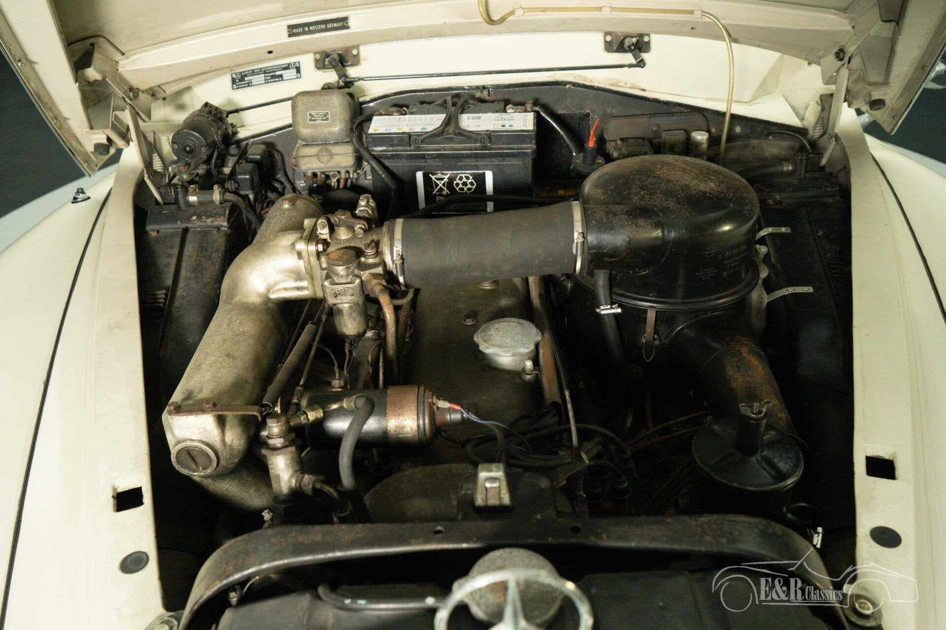 Mercedes-Benz 300 Adenauer | Slechts 3077 Gebouwd | 1961, Auto's, Achterwielaandrijving, 4 stoelen, Sedan, 120 pk