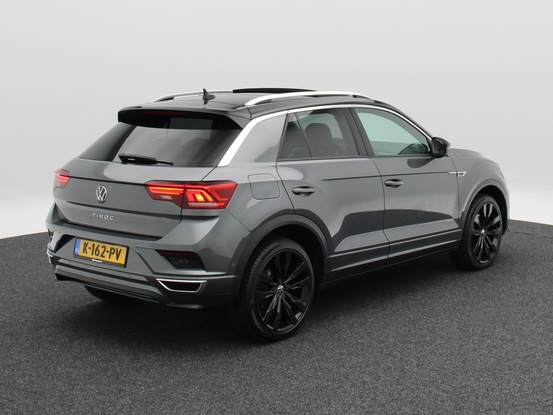 Volkswagen T-Roc 1.5 TSi 150 Pk Automaat R line | Trekhaak |, Auto's, Volkswagen, 1254 kg, 4 cilinders, 150 pk, Origineel Nederlands