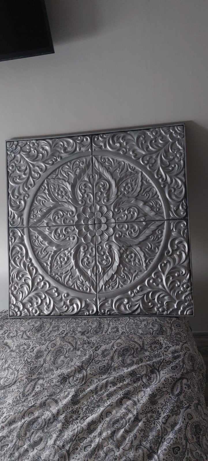 Decoratief wandpaneel met bloemmotief - Grijs, Ophalen, Metaal, Gebruikt, Klassiek