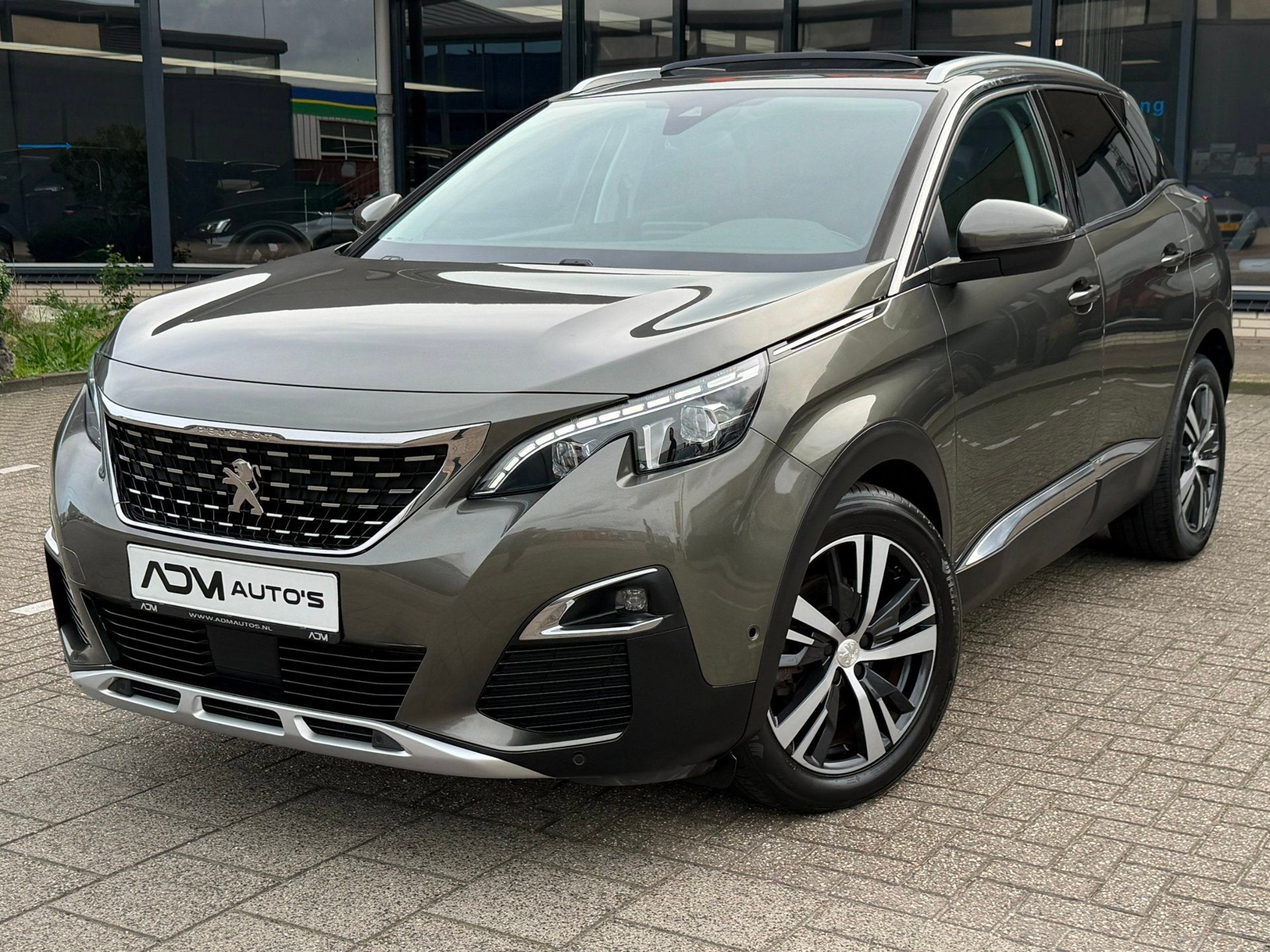 Peugeot 3008 1.2 PureTech Allure l PANO, Auto's, Gebruikt, 1199 cc, Leder en Stof, 1245 kg