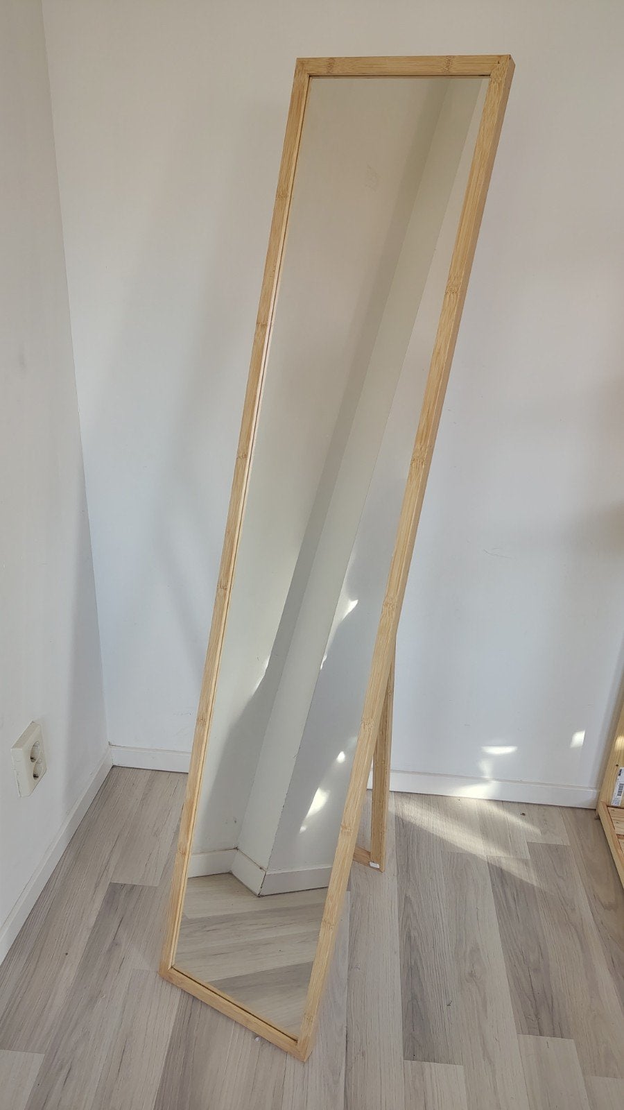 Standing mirror from IKEA, Ophalen, Minder dan 50 cm, Zo goed als nieuw, 150 tot 200 cm