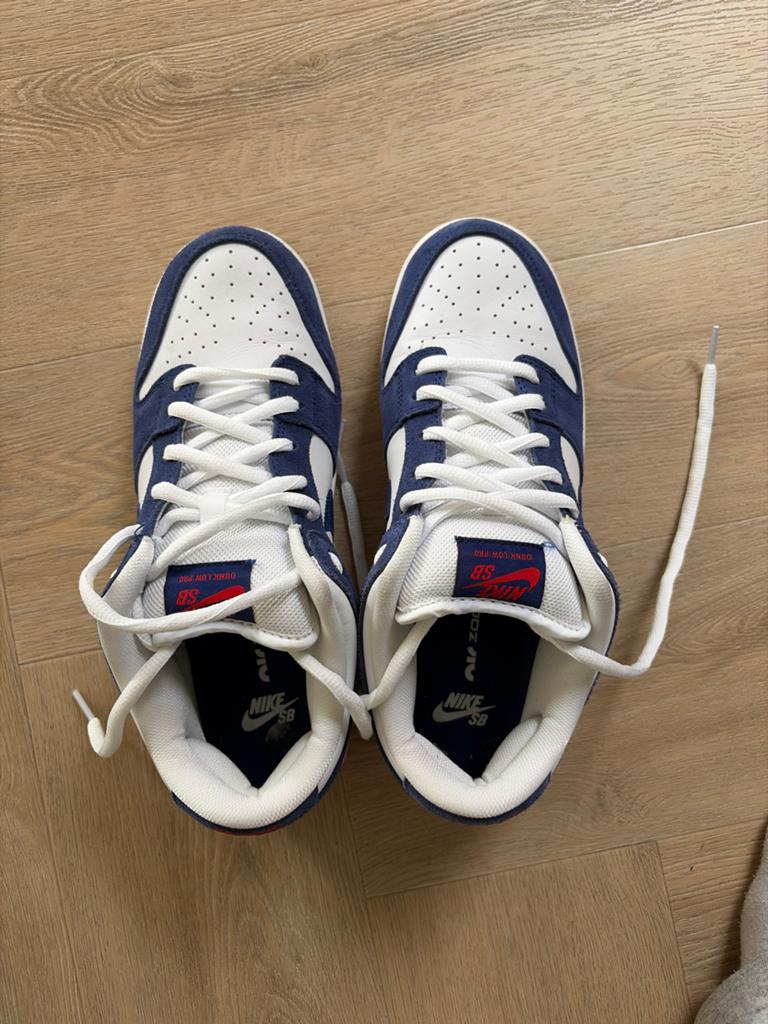 Nike Dunk Low Los Angeles Dodgers Maat 42.5, Ophalen of Verzenden, Zo goed als nieuw, Blauw, Sneakers of Gympen
