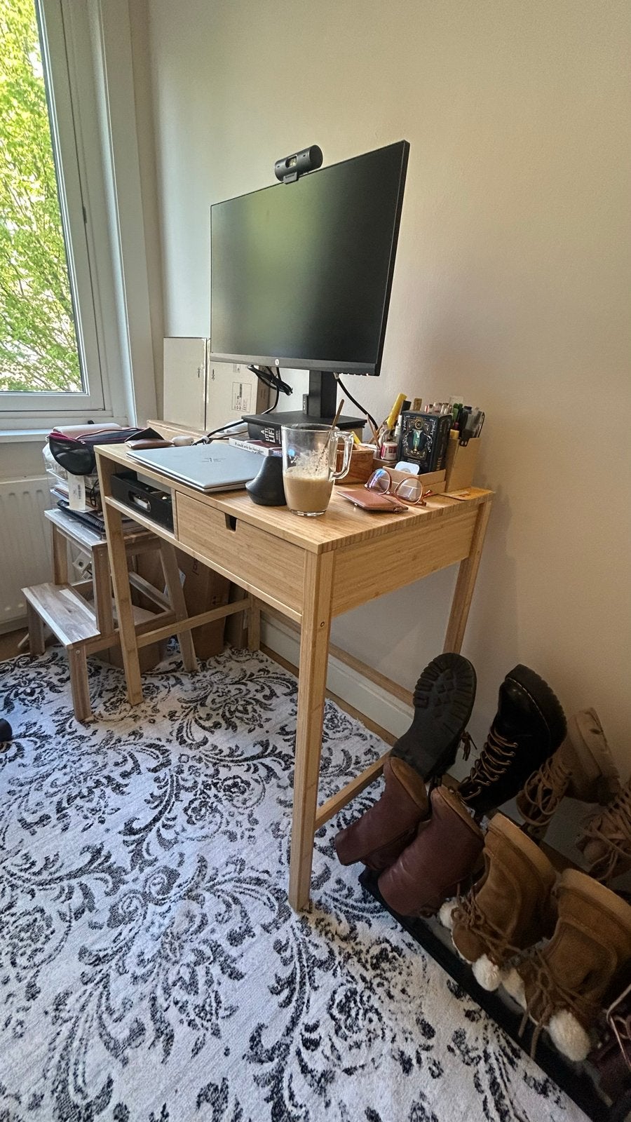 IKEA LILLÅSEN bamboe bureau, Gebruikt, Ophalen of Verzenden, IKEA, Beige