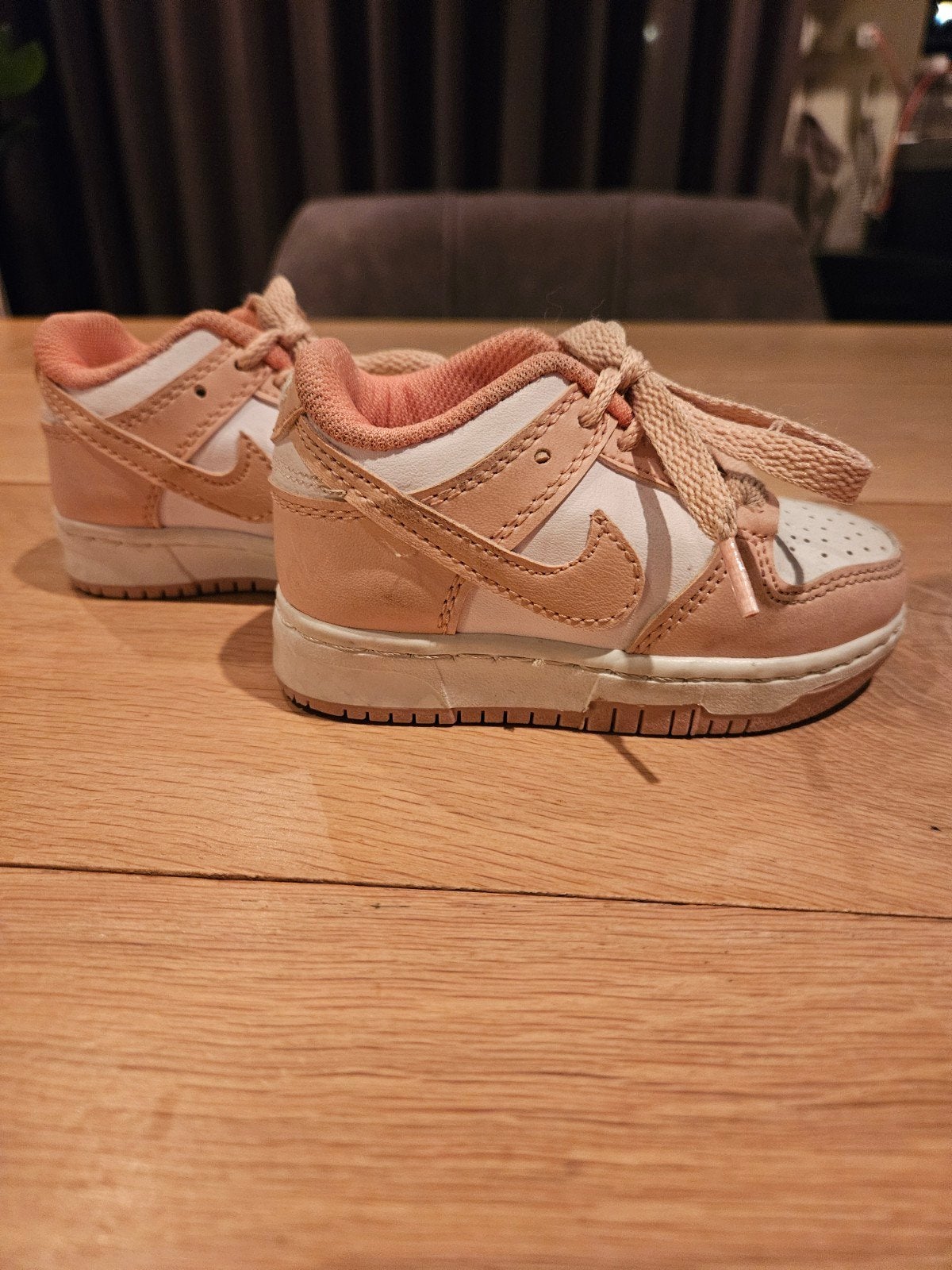 Nieuwe Nike Air Force 1 Roze/Wit - Maat 21, Meisje, Sportschoenen, Nieuw, Ophalen of Verzenden