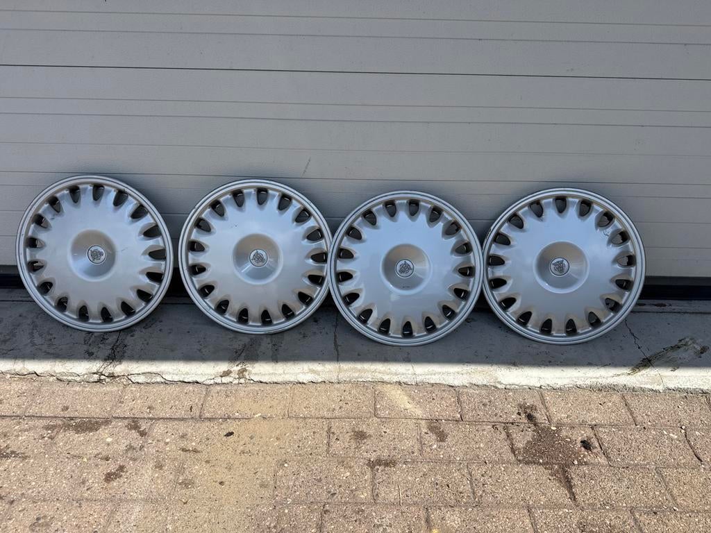 Set van 4 Jaguar wieldoppen 16 inch, Ophalen, Zo goed als nieuw