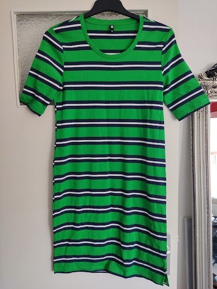 Hema dames jurk fel groen met streep motieven, Maat 38/40 (M), Ophalen of Verzenden, Zo goed als nieuw, Hema
