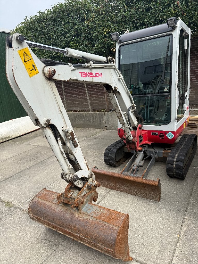 Takeuchi TB016 minigraver incl 1 bak, Ophalen, Graafmachine