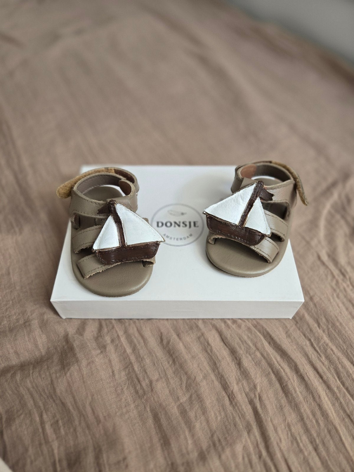 Donsje sandals taupe flops 6/12maand, Ophalen of Verzenden