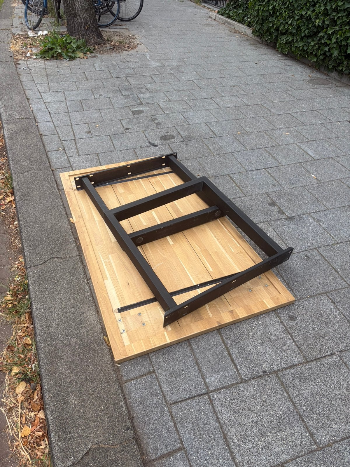 Prachtig bureau, Ophalen, Zo goed als nieuw