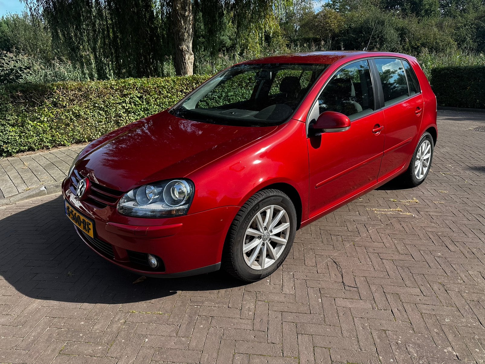 VW Golf 1.4TSI 122pk, Rood met., xenon, navi, BT, 100% goed!, Stof, 4 cilinders, 122 pk, Grijs