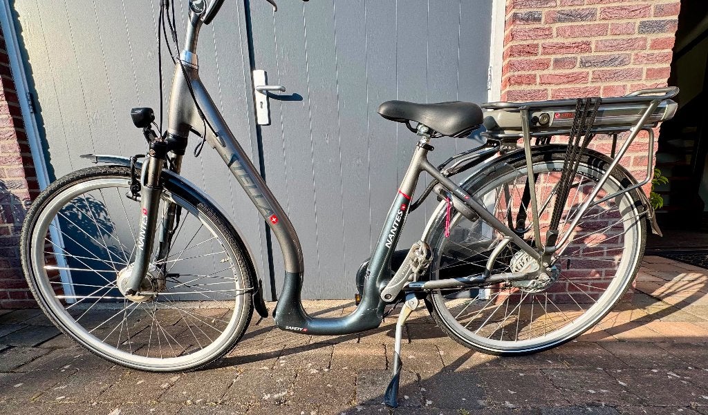 Stella Nantes E-bike | Slechts 929 km | Lage instap, Zo goed als nieuw, 47 tot 51 cm, 50 km per accu of meer, Ophalen
