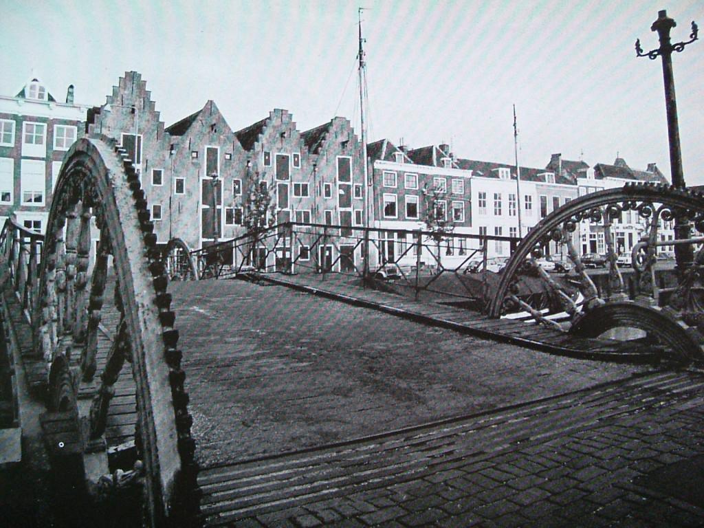 De Middelburgse binnenstad - 1972., Boeken, Geschiedenis | Stad en Regio, 20e eeuw of later, Gelezen, M. de Bruin, Ophalen of Verzenden