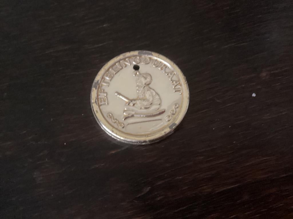 Dukaat efteling Fakir, Ophalen of Verzenden, Zo goed als nieuw, Button of Speldje