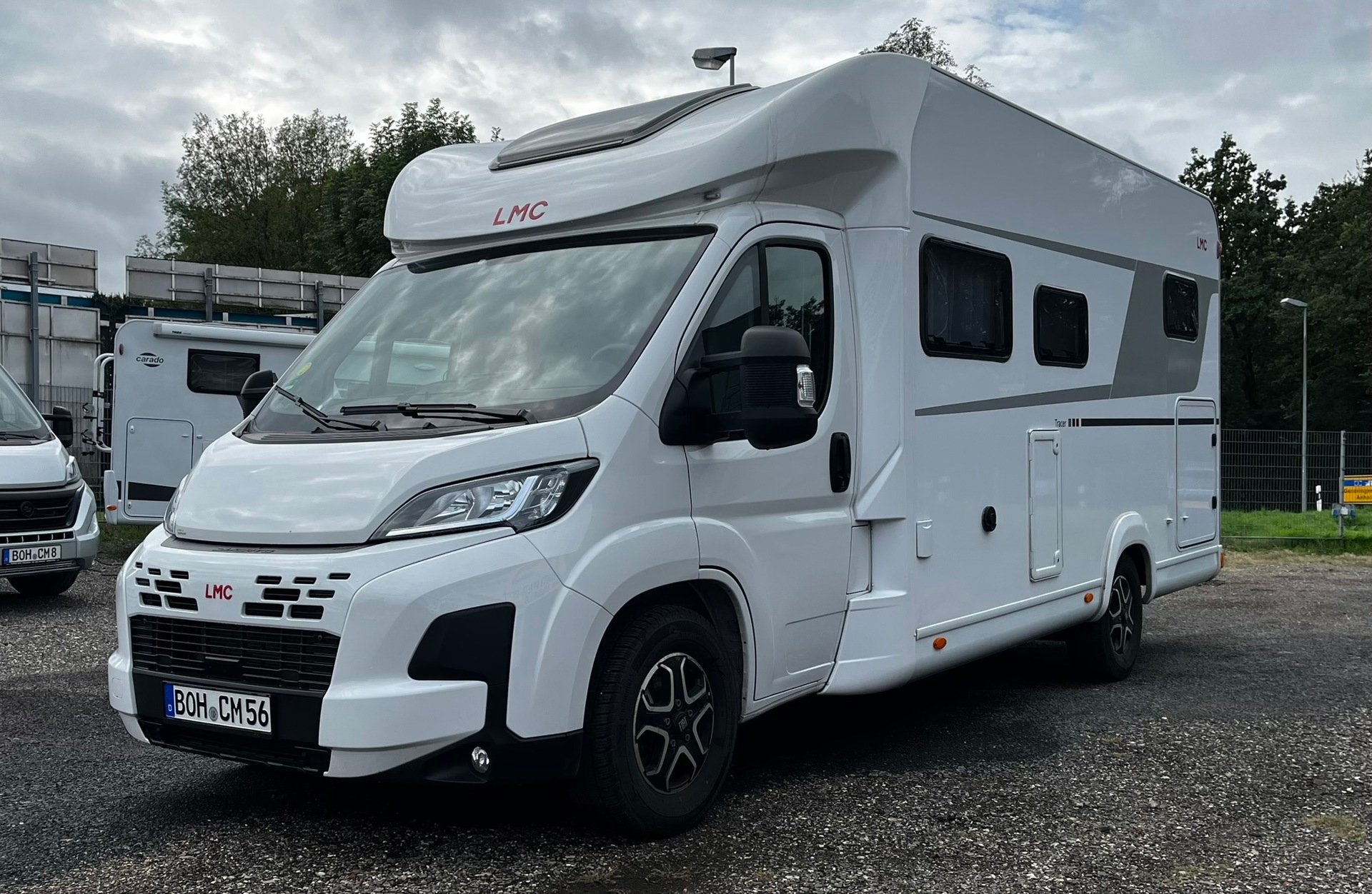 LMC Tracer A 690 Automaat Half Integraal | Cruise control |, Automaat, Ringverwarming, Bedrijf, Diesel