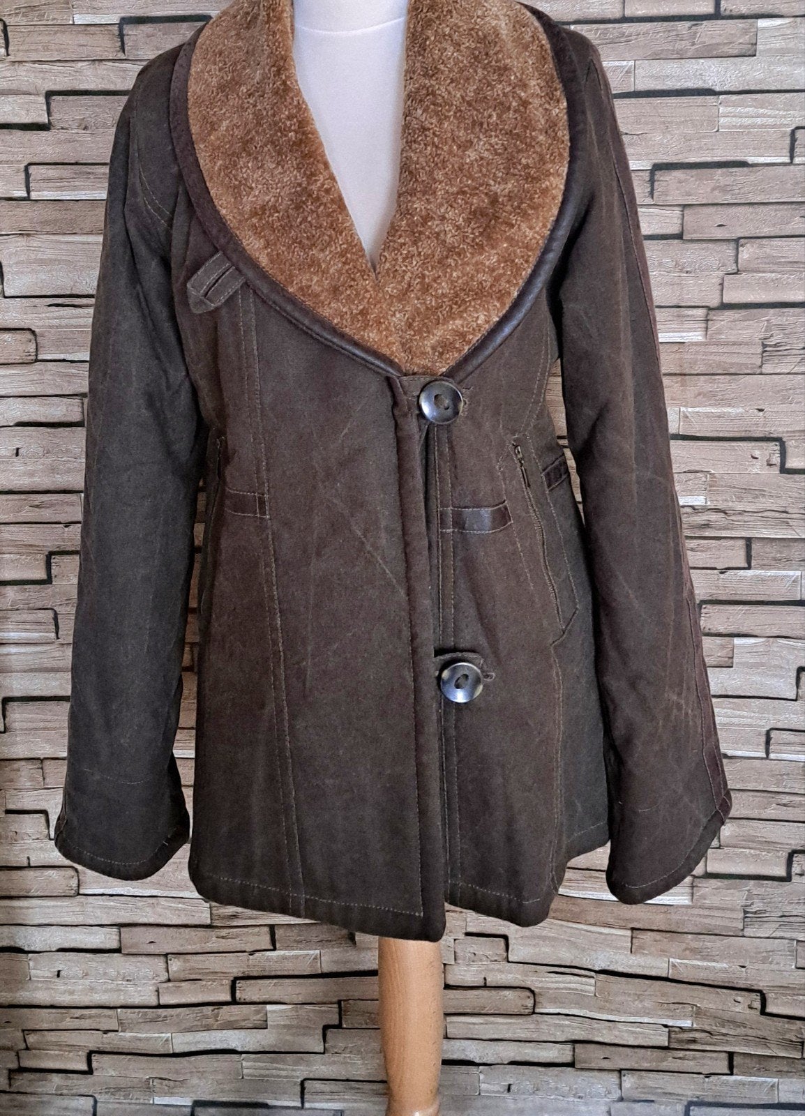 Creenstone - kakigroene winterjas, maat 36 / S, Verzenden, Creenstone, Zo goed als nieuw, X