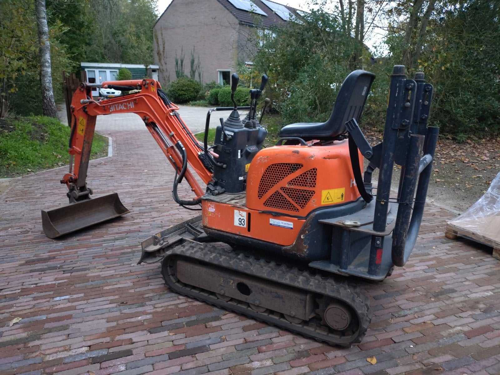 Hitachi ZX10U Minigraver - Recent Rupsen Vervangen, Ophalen, Graafmachine