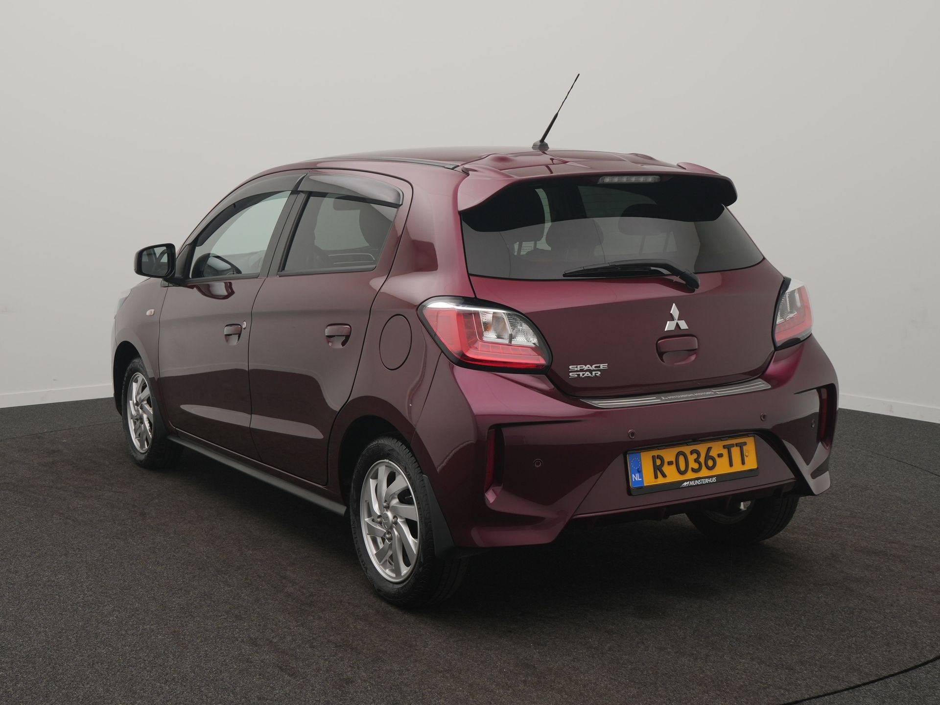 Mitsubishi Space Star 1.2 Dynamic - RIJKLAARPRIJS - Automaat, Auto's, 12 maanden, Stof, Gebruikt, Origineel Nederlands