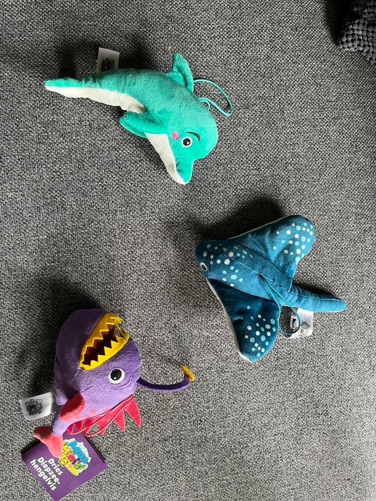 Knuffels, Ophalen, Zo goed als nieuw