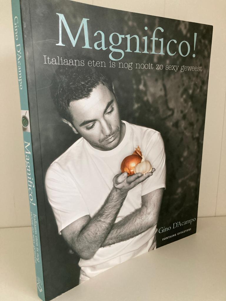 Magnifico! Italiaans kookboek van Gino D'Acampo, Boeken, Kookboeken, Zo goed als nieuw, Voorgerechten en Soepen, Italië, Verzenden