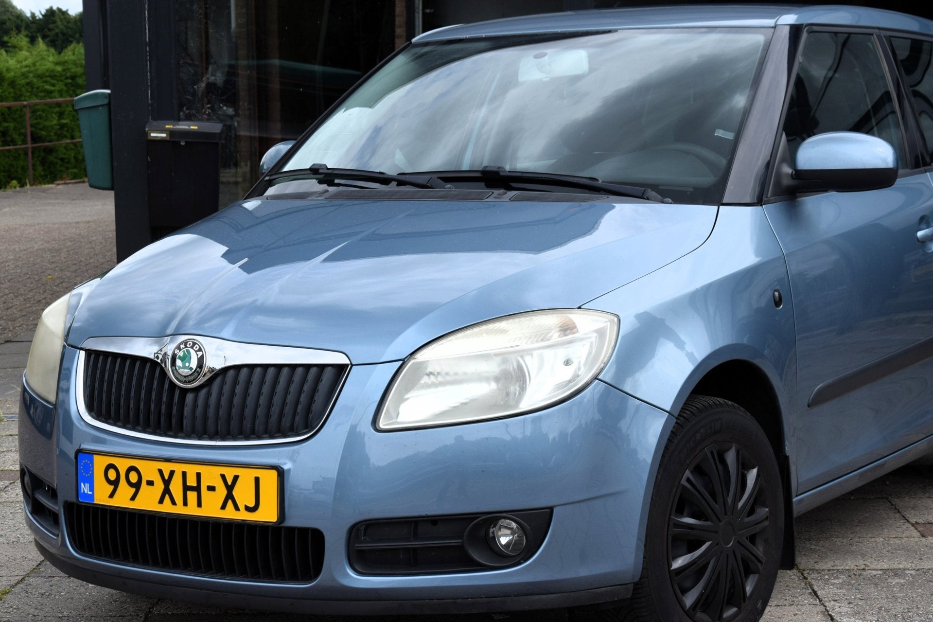 Skoda Fabia 1.6-16V Ambiente| Automaat | Carplay | Airco, Auto's, Skoda, Gebruikt, 4 cilinders, Blauw, 49 €/maand
