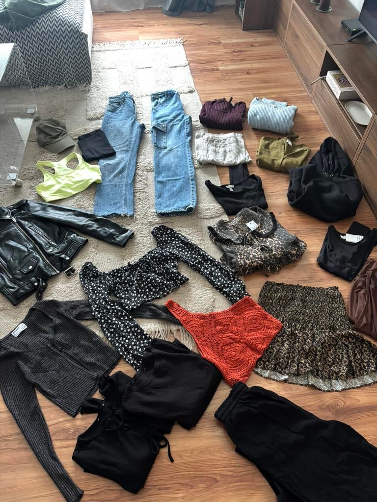 Dames kleding pakket S zara,stradivarius,mango, h&m enz, Ophalen, Zo goed als nieuw, Maat 36 (S)