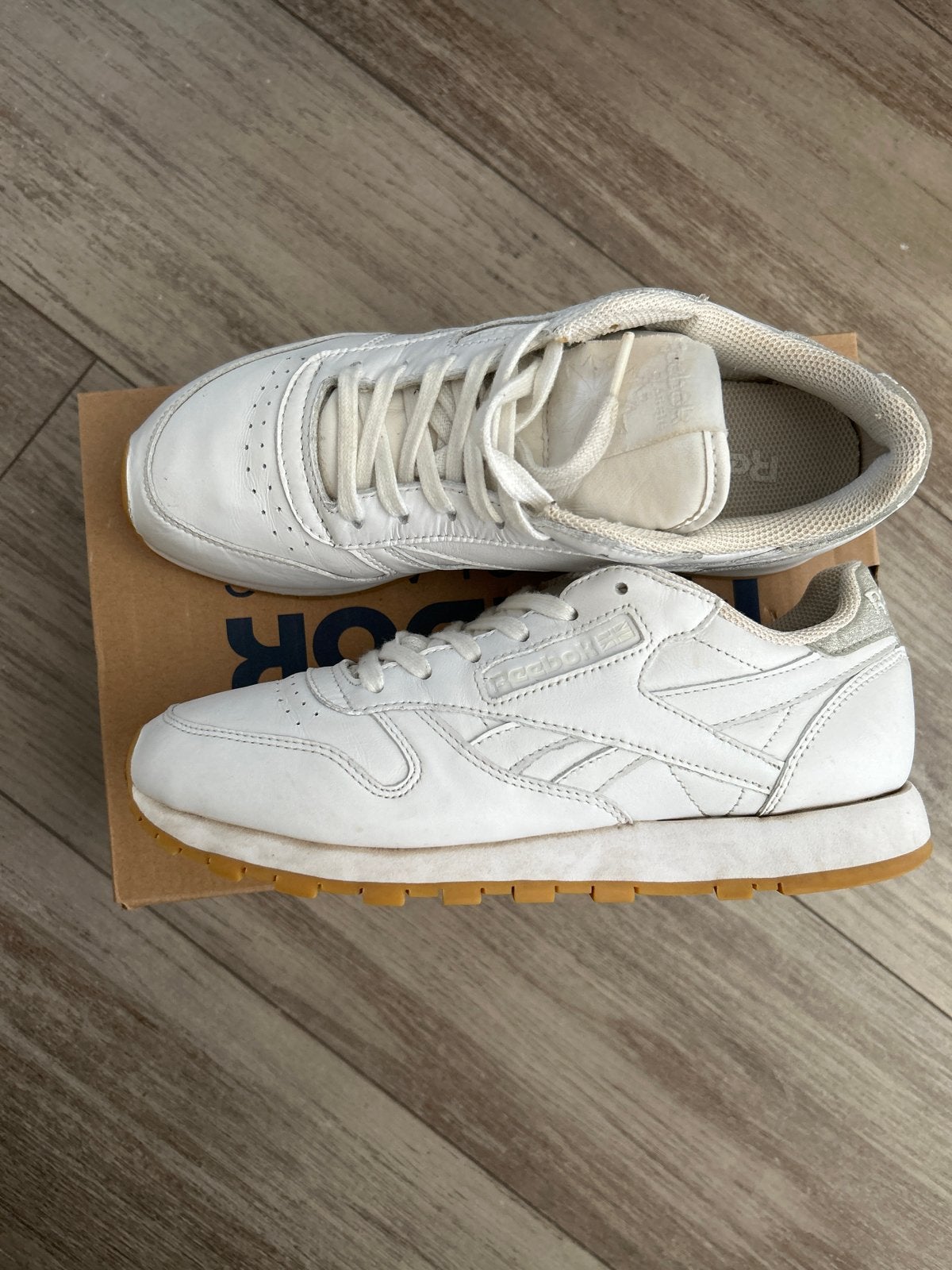 Reebok Classic sneakers dames  37,5, Ophalen, Zo goed als nieuw, Wit, Sneakers of Gympen