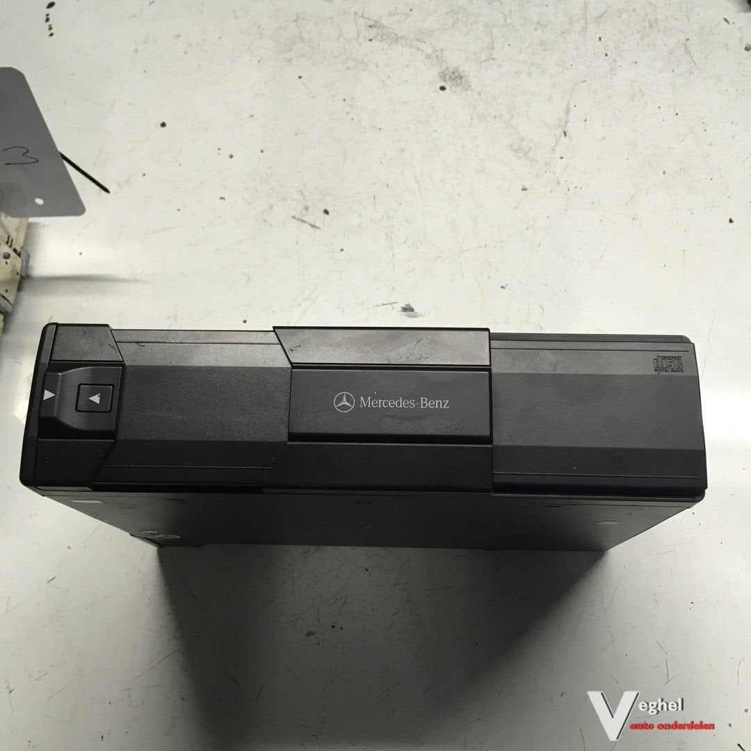 Mercedes S500 2001 25000098 Navigatiesysteem met tv , en ver, Gebruikt, -, -, Ophalen of Verzenden