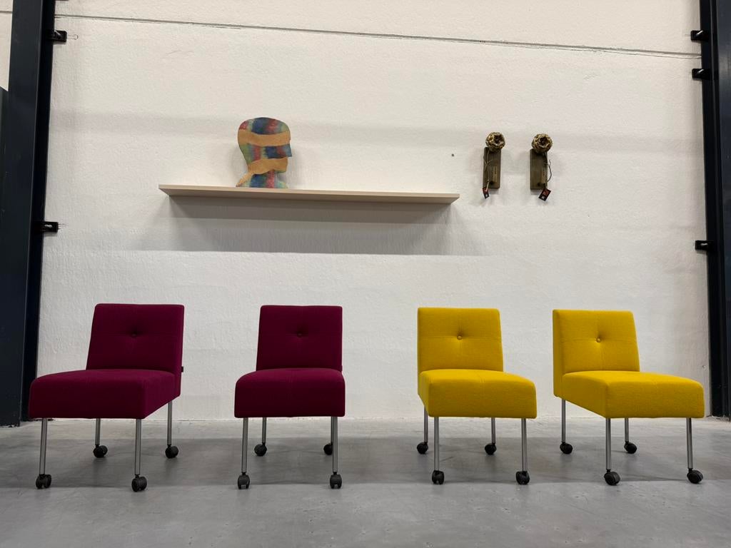 4 Nieuw Gelderland 7714 Knopenstoel Design stoelen Geel Wiel, Huis en Inrichting, Stoelen, Nieuw, Vier, Gelderland, Leolux Harvink Jori Rolf Benz Design on Stock Eyye Montis