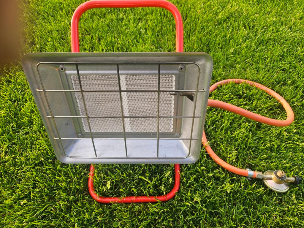 Gas terrasverwarmer op rood statief, Tuin en Terras, Terrasverwarmers, Ophalen, Gebruikt, Gas, Vloer