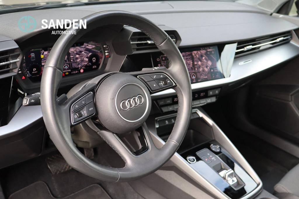 Audi A3 Limousine 30 TFSI Advanced edition Limousine|Automaa, Stof, Gebruikt, Zwart, Origineel Nederlands