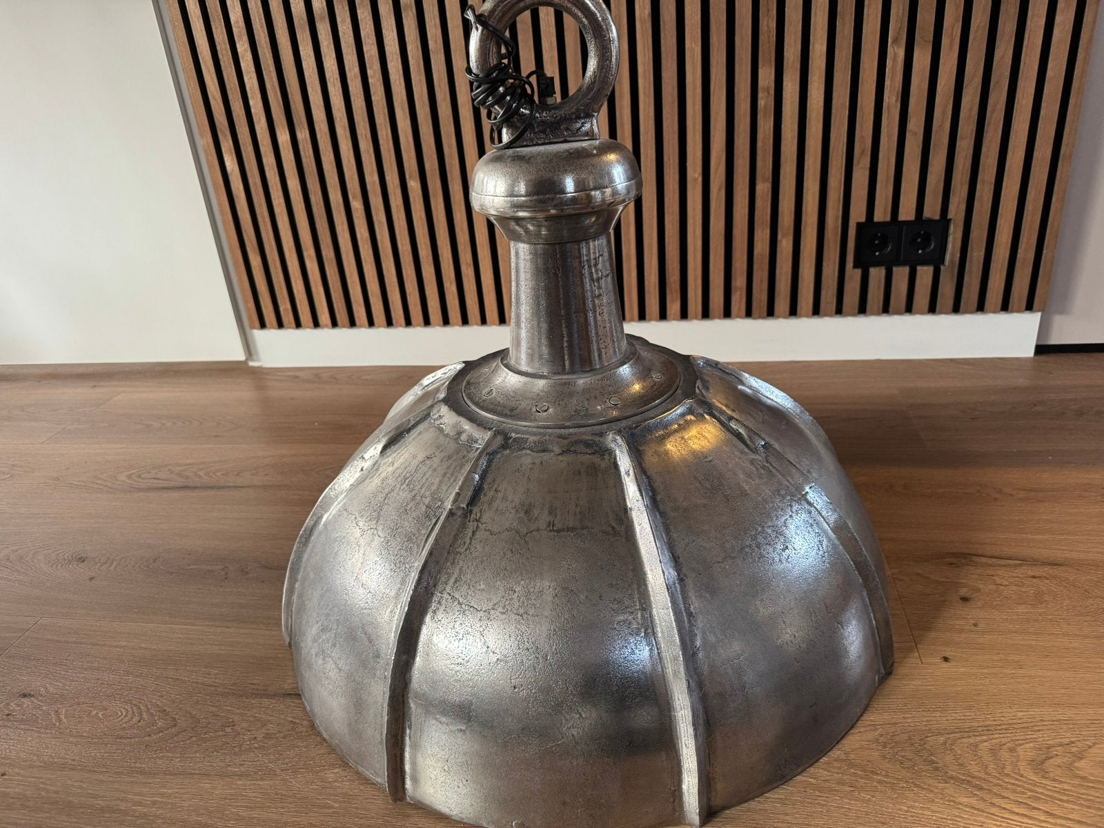 Grote zware nikkelen lamp, Ophalen, Zo goed als nieuw