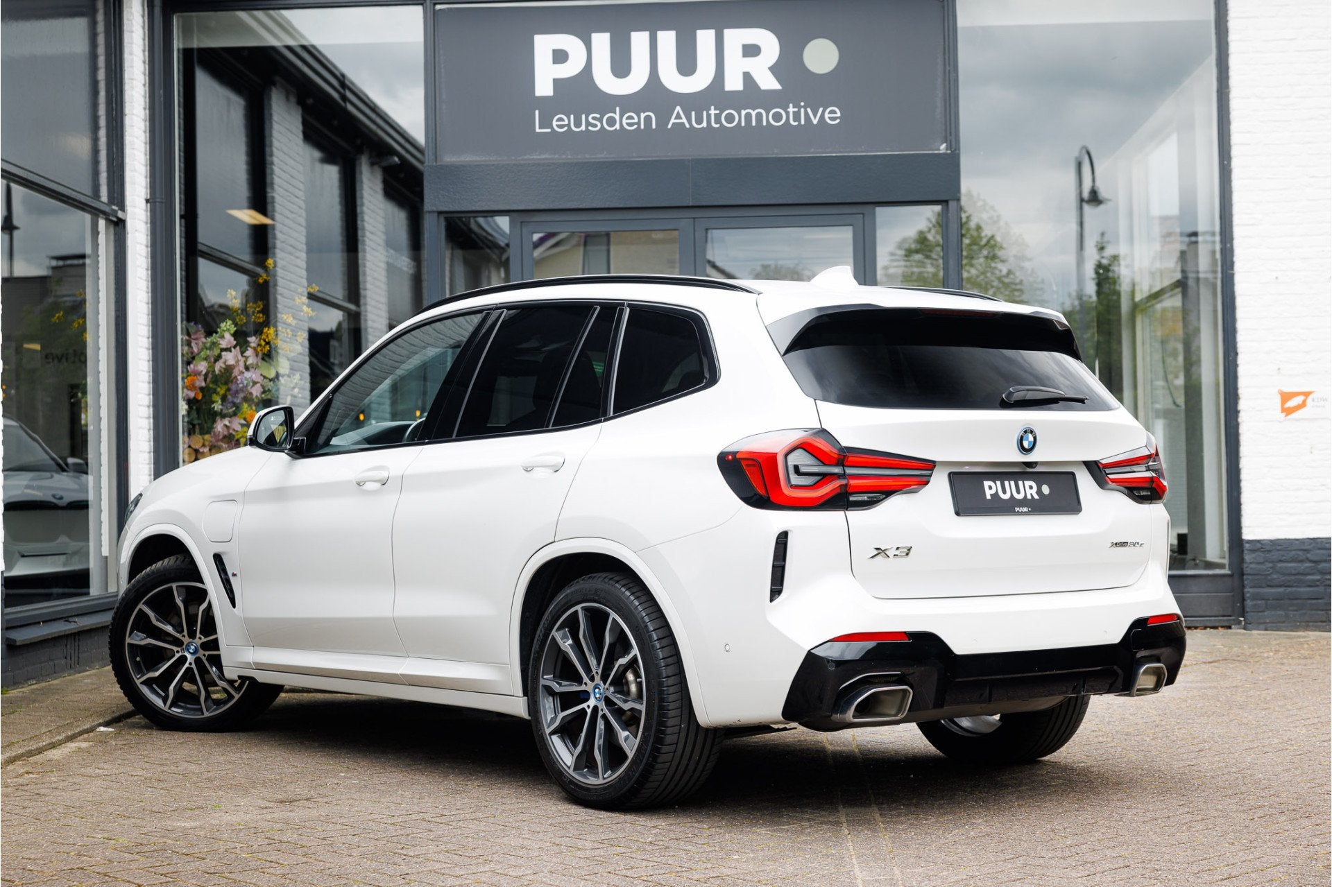 BMW X3 xDrive30e Competition Stoelen Pano - Harman Kardon -, Automaat, 1998 cc, Gebruikt, Zwart