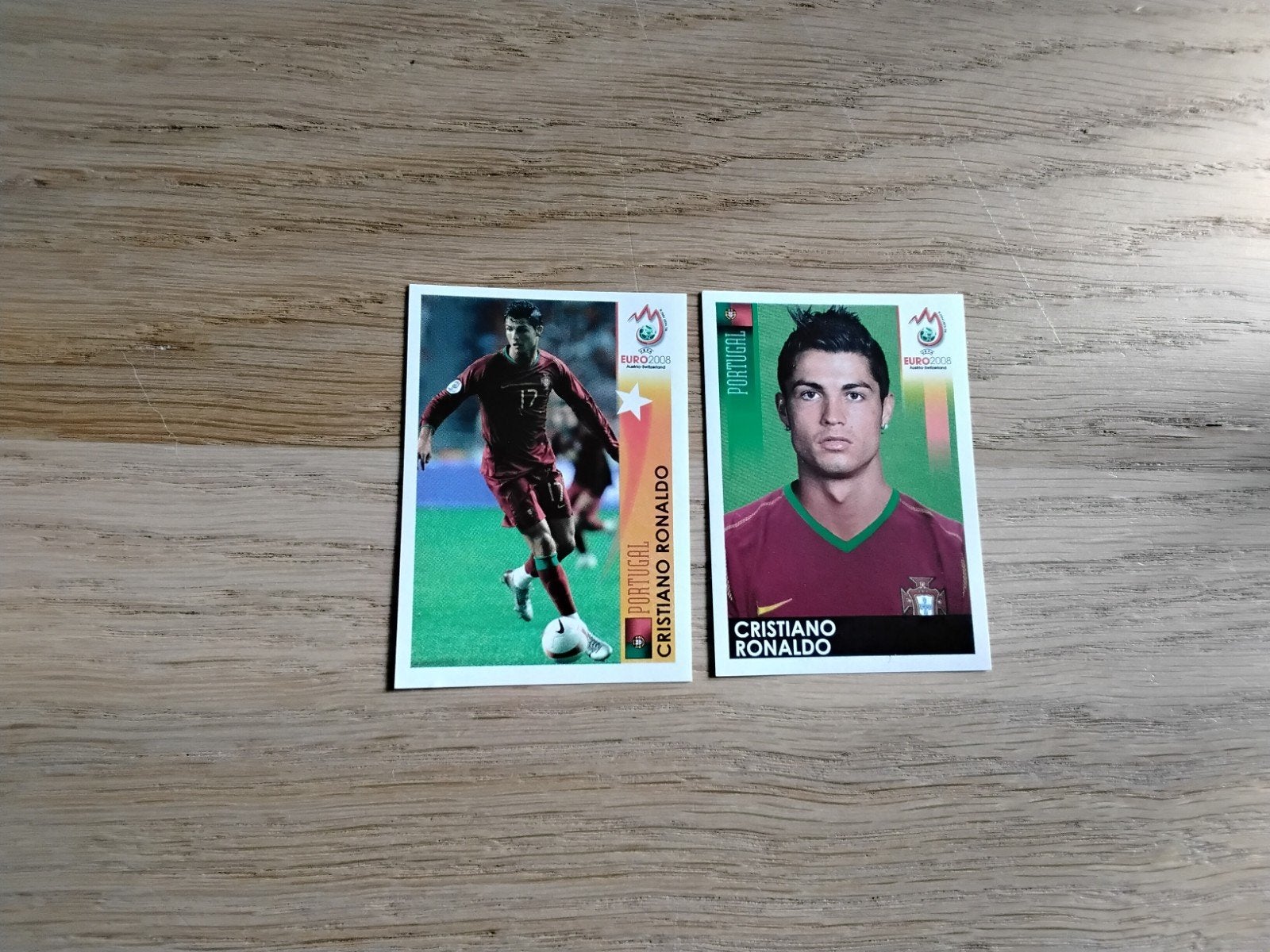 2 Panini Stickers Cristiano Ronaldo Portugal Euro 2008, Ophalen of Verzenden, Zo goed als nieuw, Poster, Plaatje of Sticker