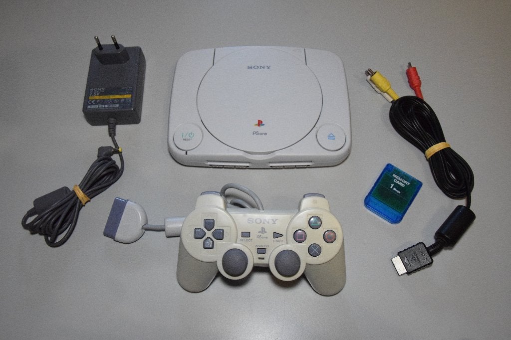 Sony PlayStation 1 Slim (PsOne), Spelcomputers en Games, Spelcomputers | Sony PlayStation 1, Ophalen of Verzenden, Gebruikt, Met 1 controller