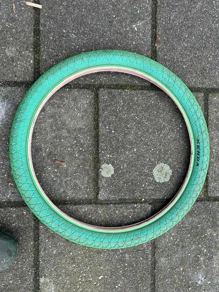 Kenda fietsband groen en Amigo fietsband oranje, Fietsen en Brommers, Fietsonderdelen, Ophalen of Verzenden, Gebruikt, Band