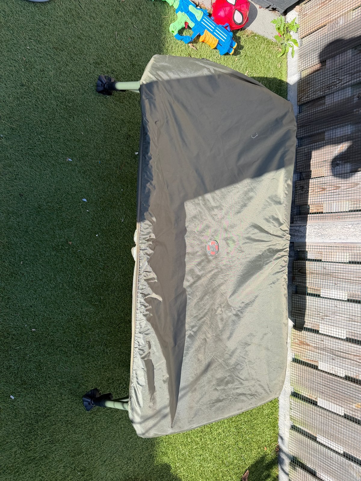Nash high protect carp cradle en ridgmonkey bucket, Watersport en Boten, Hengelsport | Karpervissen, Ophalen, Zo goed als nieuw