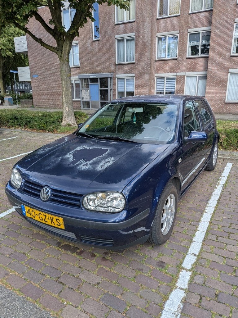Volkswagen Golf 1.6 NIEUWE APK, Auto's, Voorwielaandrijving, Stof, Zwart, Blauw