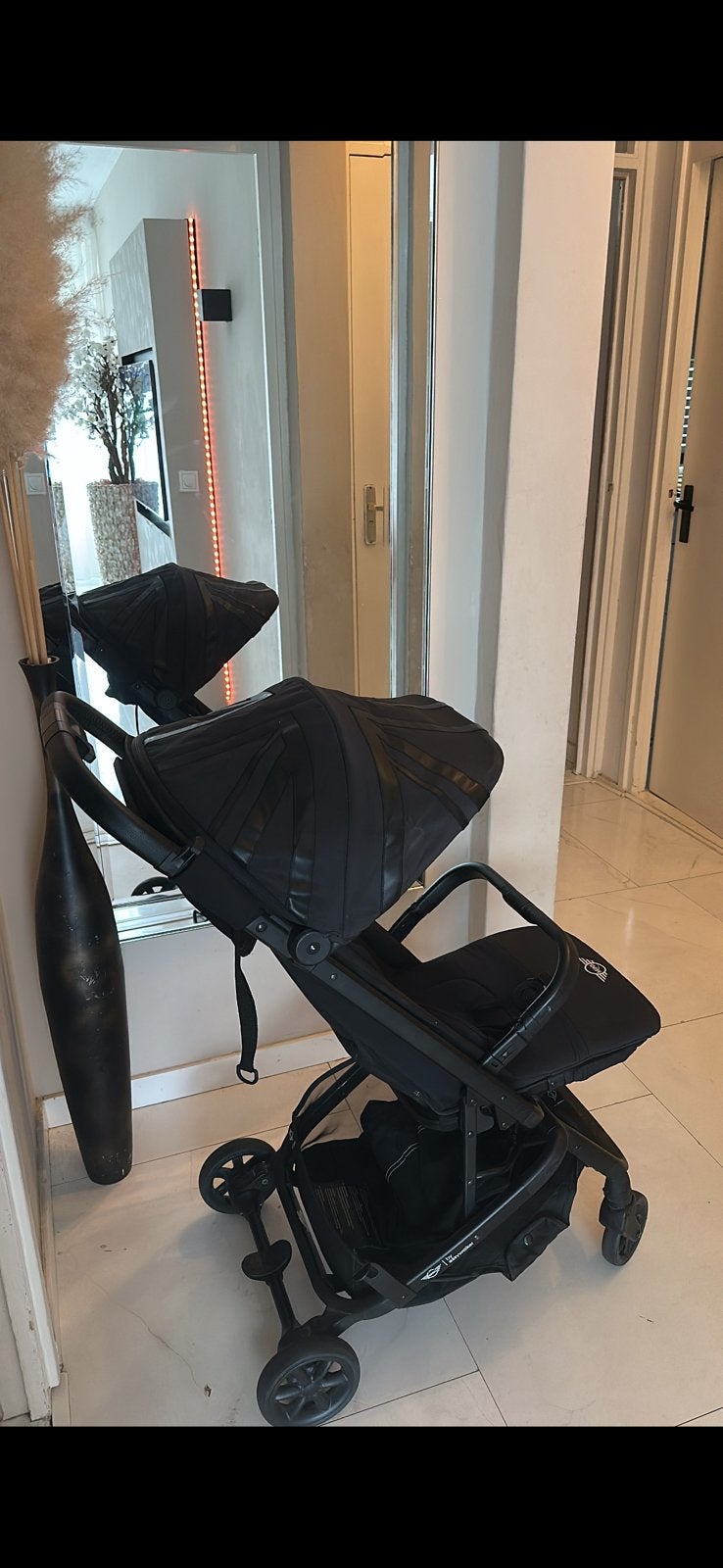 Mooie buggy mini easywalker, Kinderen en Baby's, Ophalen, Zo goed als nieuw
