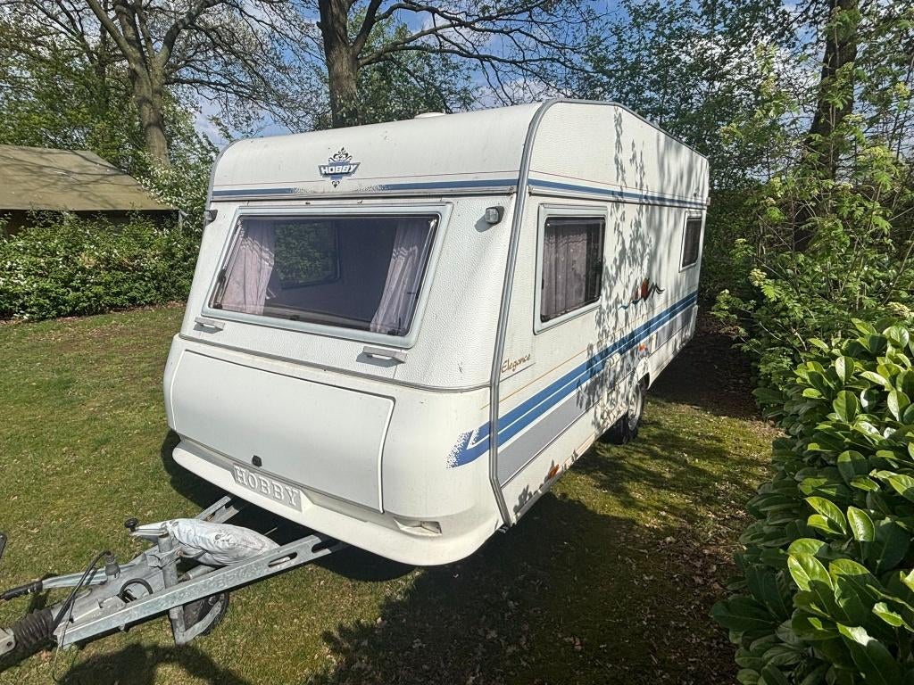 Hobby 12 J uit 1996 – Goede staat, Rondzit, Hobby, Dwarsbed, Particulier