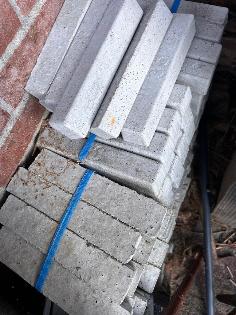 350 betonnen afstandhouders / betonstoeltjes voor bewapening, Ophalen of Verzenden, Nieuw, Beton