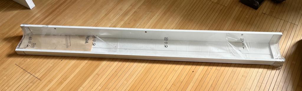 Scholderijplank Mosslanda van IKEA, 115 cm NIEUW, Ophalen, Nieuw