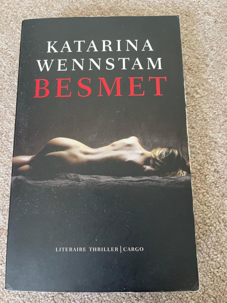 Katarina Wennstam - Besmet (Literaire Thriller), Boeken, Ophalen of Verzenden, Zo goed als nieuw, Scandinavië